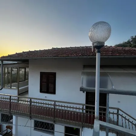 Casa Indipendente Vista Mare Feriehus